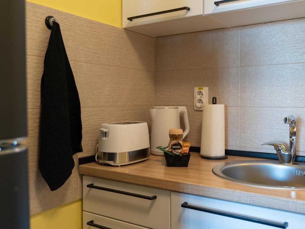 Green Apple Apartment 수보티차 외부 사진