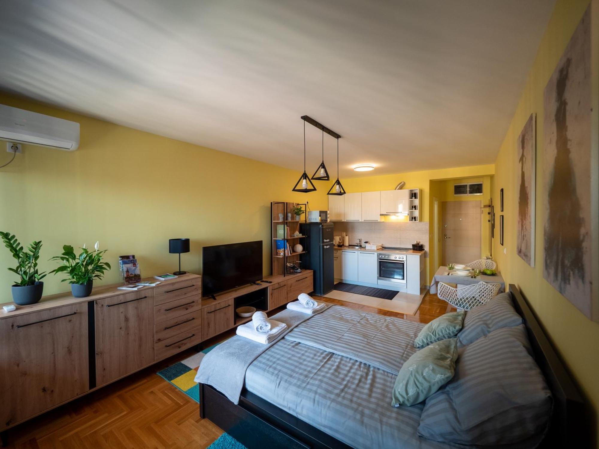 Green Apple Apartment 수보티차 외부 사진